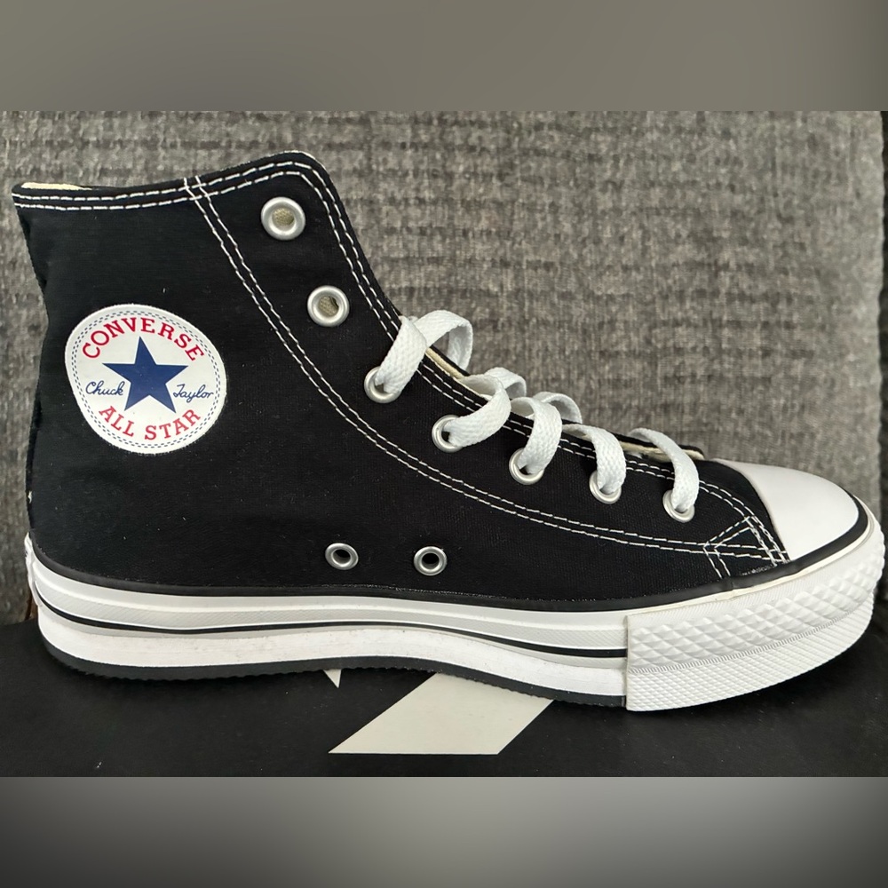 Converse Kids Black & White "Eva Lift" High-Top Platform Sneakers, size 5 - Picture 2 of 5